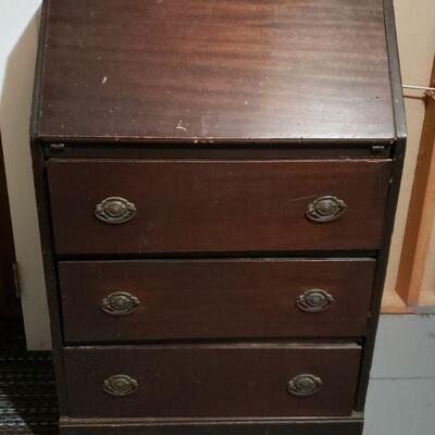 Lot 685: Antique Secretary 11" Ã— 18" Ã— 39.5"