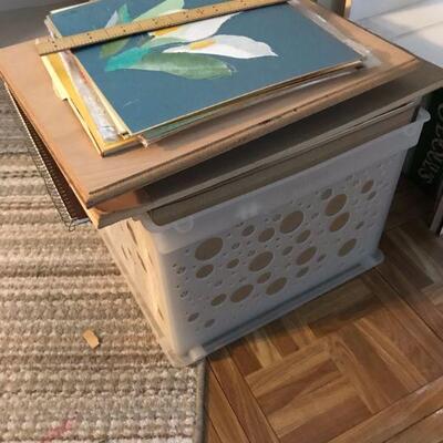 Assortment of Blankets, Bedspreads and Throws (151)