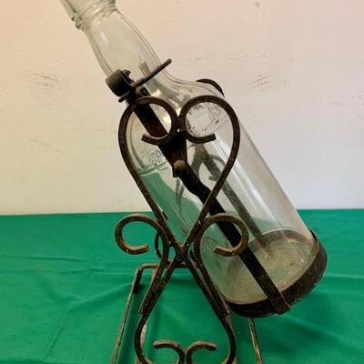 LOT 25 Metal Wrought Iron Bottle Stand for Pouring