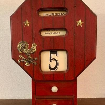 LOT 36 Wooden Clock Style Calendar Americana Perpetual 