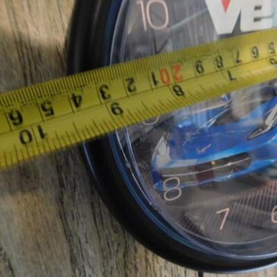 Vette Battery Operated Clock 9