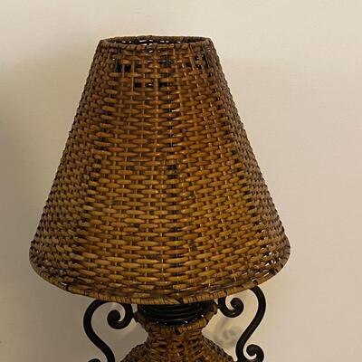 Wicker Table Lamp