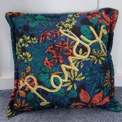 Lot 695: Decorative Pillow  "Randy"