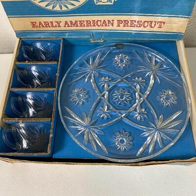 Lot# 118 S Vintage Anchor Hocking Early American Snack Set