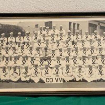 LOT 68 VINTAGE PANORAMA GROUP PHOTO US NAVY SAILORS CO VV 