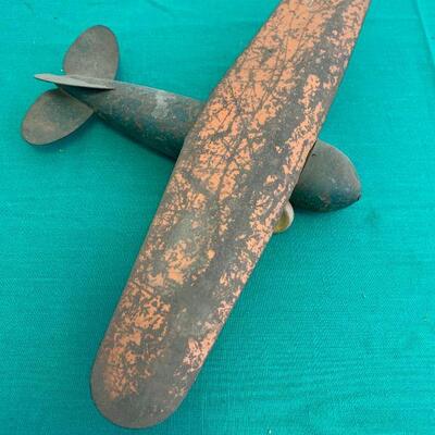 LOT 73 ANTIQUE METAL TOY AIRPLANE RUBBER WHEELS AS IS 