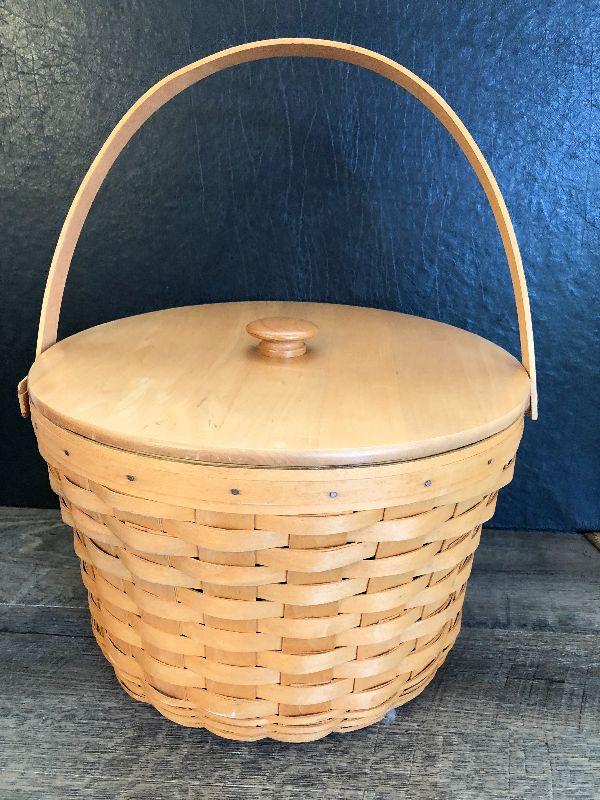 K47 Longaberger Basket with Lid