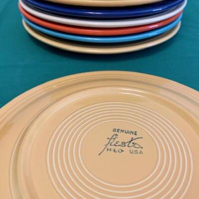 LOT 115 Vintage Fiesta Ware 11 Dinner Plates 9.5".