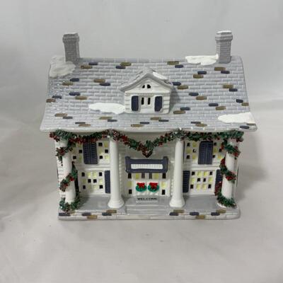 (31) Dept 56 | Cumberland House (1987) | Retired | Snow Village