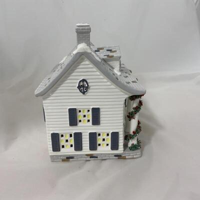 (31) Dept 56 | Cumberland House (1987) | Retired | Snow Village