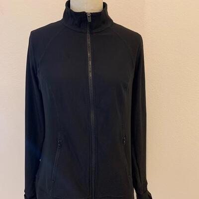 LOT 137 XERION RUNNERS JACKET