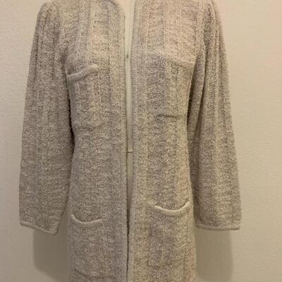 LOT 145 VINTAGE SWEATER FOUR POCKETS