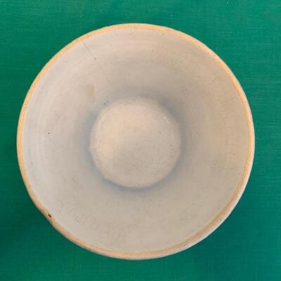 LOT 154 Vintage Crockery Mixing Bowl Blue w' Chain Links Salt Glaze