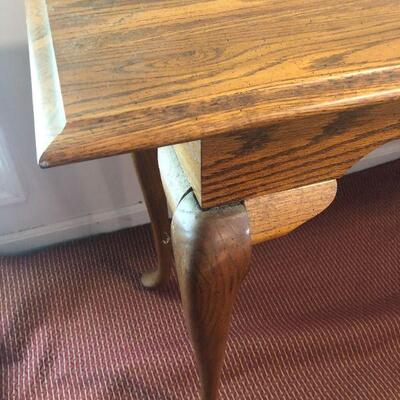 Queen Anne Style Oak Console Table/Desk