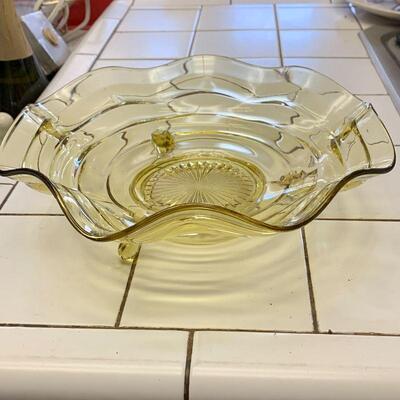LOT 168 ANTIQUE DEPRESSION GLASS FOOTED CANDY DISH CLEAR YELLOW