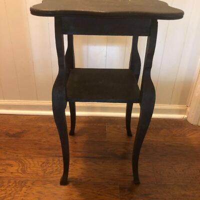 Vintage Queen Anne Style Side Table