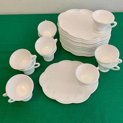LOT 175 VINTAGE MILK GLASS LUNCHEON PLATES w/CUPS GRAPE PATTERN