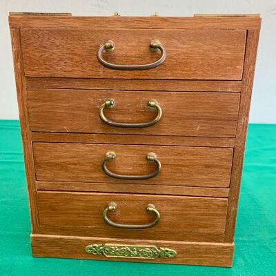 LOT 189 VINTGE ASIAN STYLE 4 DRAWER JEWELRY CHEST