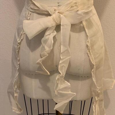 LOT 200 VINTAGE COCKTAIL APRONS HOSTESS 