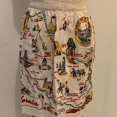 LOT 201 VINTAGE SOUVENIR CALIFORNIA MAP APRON