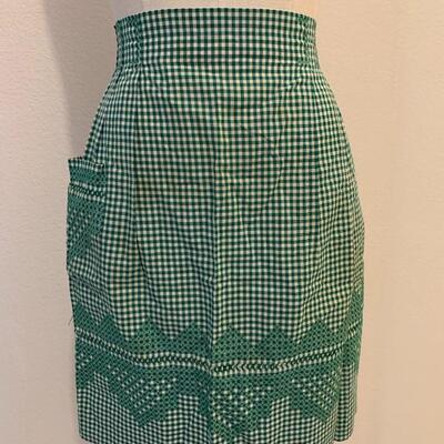 LOT 203 VINTAGE GINGHAM APRONS