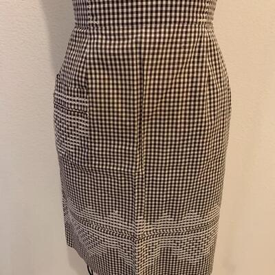 LOT 203 VINTAGE GINGHAM APRONS