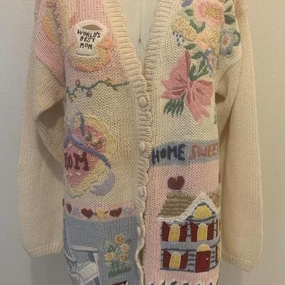 LOT 205 VINTAGE GLADYS BAGLEY WORLDS BEST MOM SWEATER