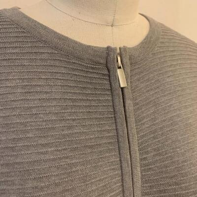 LOT 206 CROFT & BARROW ZIP FRONT GRAY SWEATER