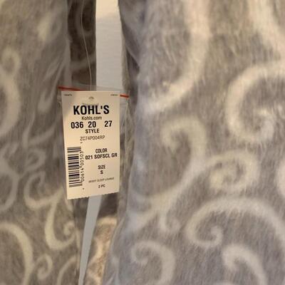 LOT 211 CROFT & BARROW SLEEPWEAR