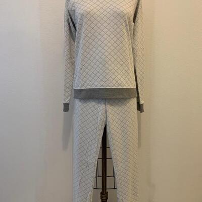 LOT 212 ALFANI INTIMATES SLEEPWEAR SET 