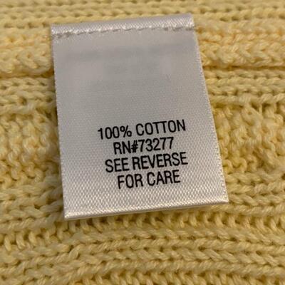 LOT 218 CROFT & BARROW YELLOW SWEATER
