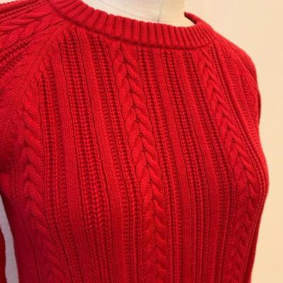LOT 219 LANDS END RED CABLE KNIT SWEATER