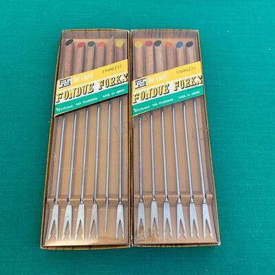 LOT 226 New In Box Vintage Fondue Forks 2 Boxes