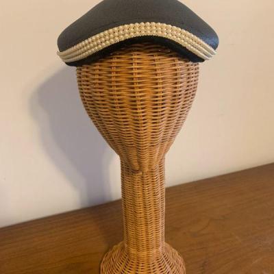 LOT 232 VINTAGE BLACK COCKTAIL HAT PEARL TRIM