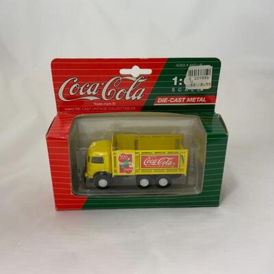 (39) Two Coca Cola Trucks | MIP