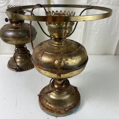Lot# 193 3 Electrified Oil Kerosene Lamps Aladdin Model 3 