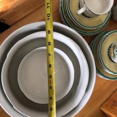 Large Villeroy & Boch French Garden Country Collection Fine China Set