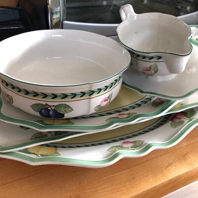 Large Villeroy & Boch French Garden Country Collection Fine China Set