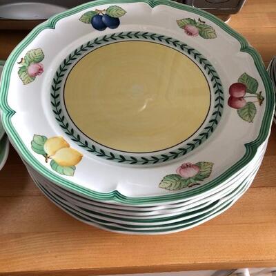 Large Villeroy & Boch French Garden Country Collection Fine China Set