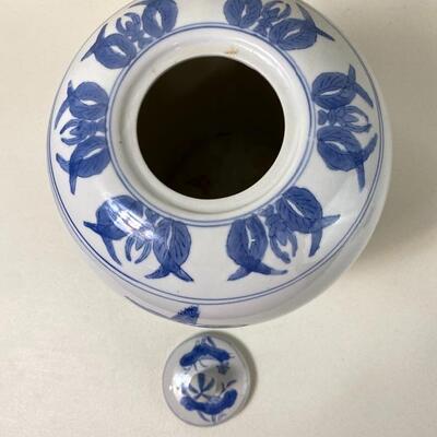Lot# 214 Large 13â€ Chinese Chinoiserie Blue & White Ginger / Temple Jar 