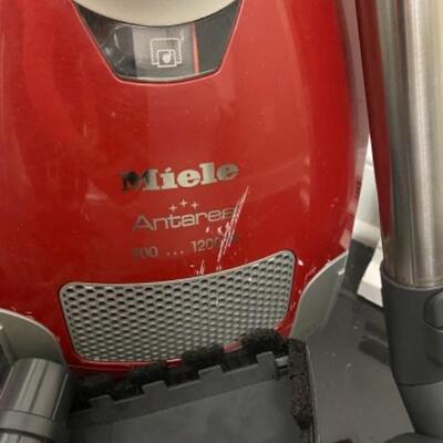 872: Miele Antares Vacuum Cleaner   