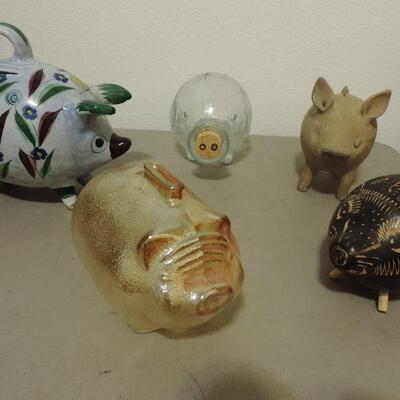 PIGGGGGGY BANKS