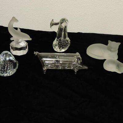 ANIMAL GLASS FIGURINES