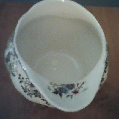 22kt gold gravy bowl