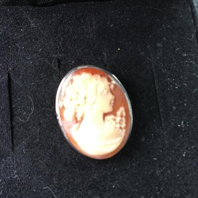 Sterling .925 Shell Cameo Pin Pendant with Box