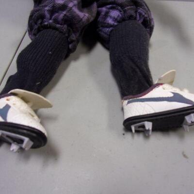 Lot 200 - Ceramic Golf Bunny 