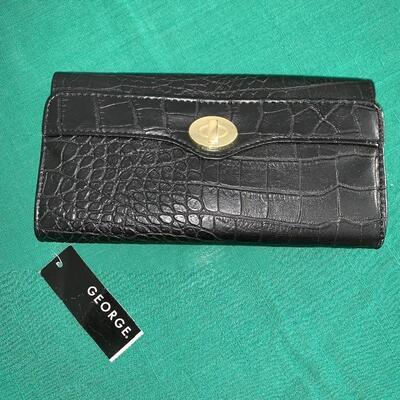 LOT 267 NWT PURSES TOTE SHOULDER BAG & CLUTCH