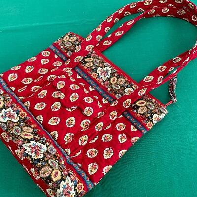 LOT 268 VERA BRADLEY THE SAK & VINTAGE HANDLED BAG