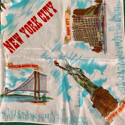 LOT 273 VINTAGE RAYON NEW YORK CITY SCARF