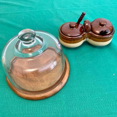 LOT 281 VINTAGE CHEESE BOARD W/GLASS DOME & CROCKERY CONDIMENT SET